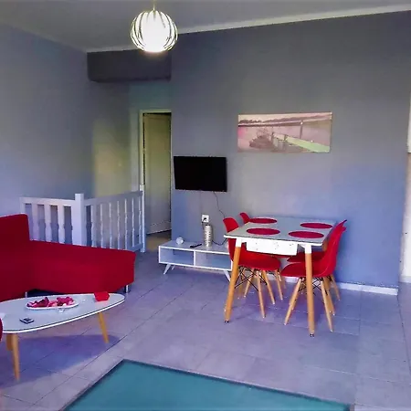 Rafaela's House * 斯基亚索斯镇