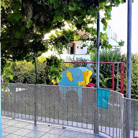 Rafaela's House * 斯基亚索斯镇