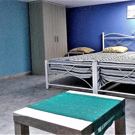 Rafaela's House * 斯基亚索斯镇