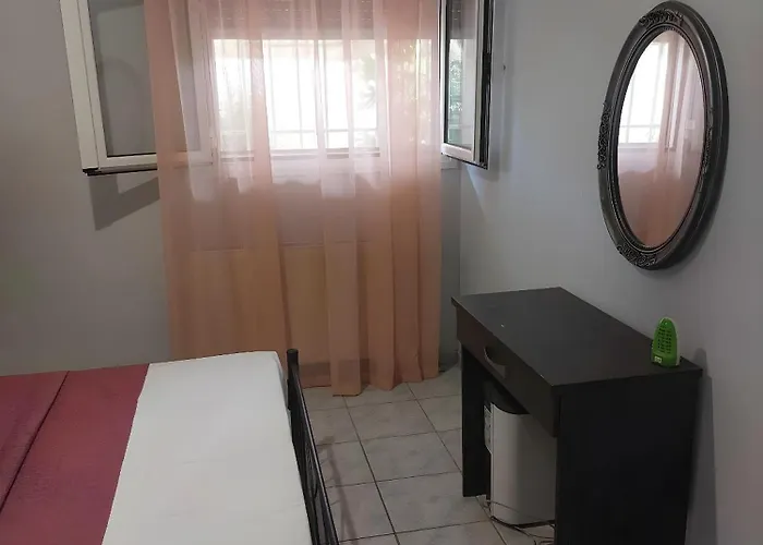 Rafaela's House Dom wakacyjny Skiatos