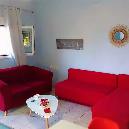 بيت للعطل Rafaela's House *